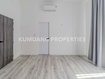 place photo 94