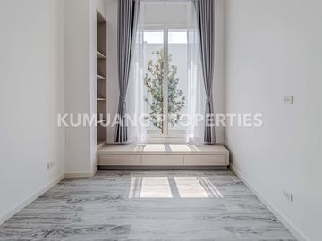 place photo 96