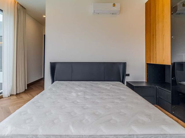 place photo 61
