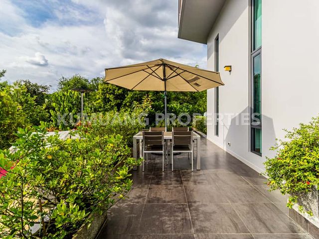 place photo 75