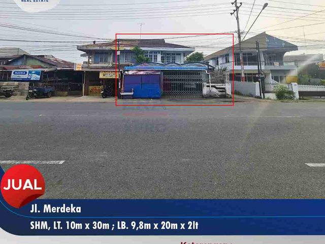 Rumah tepi jalan raya