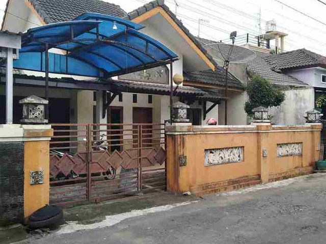 Dijual Rumah di Gulon Muntilan dekat jalan raya Mgl-Yogya