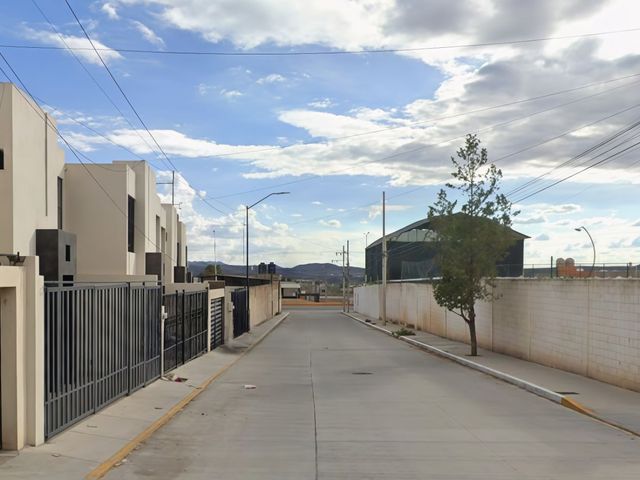 place photo 11