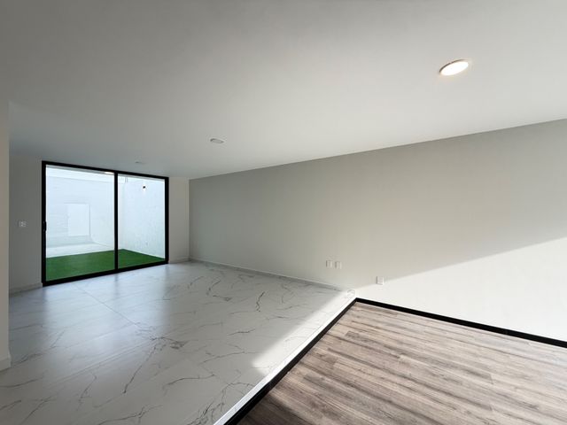 place photo 48