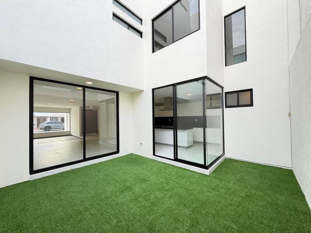 place photo 76