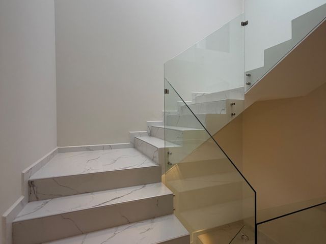 place photo 66