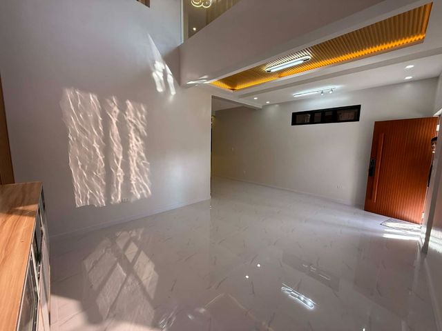 place photo 52