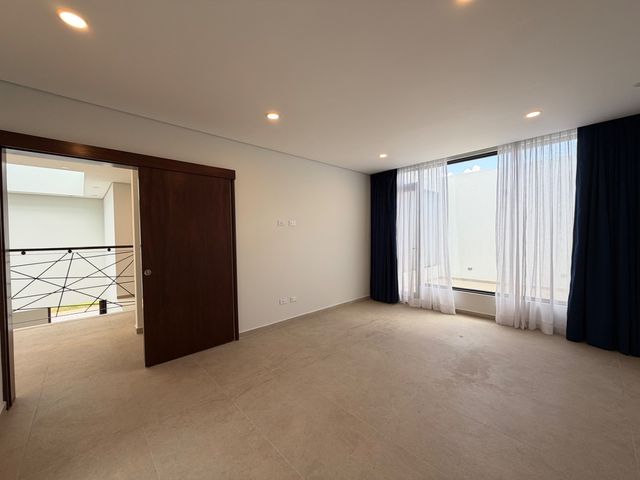 place photo 53