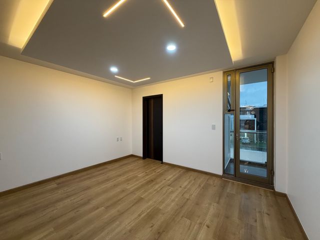 place photo 48