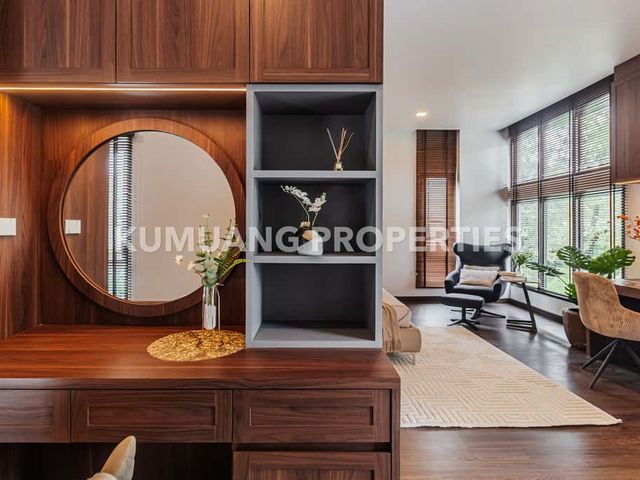 place photo 50