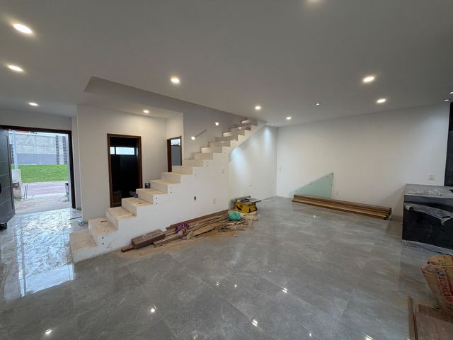 place photo 66