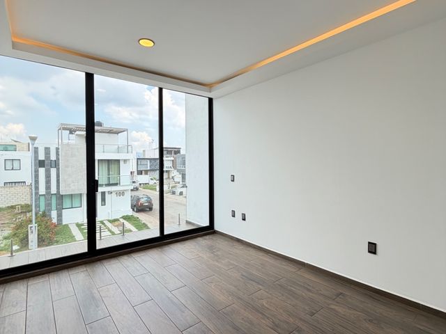place photo 47