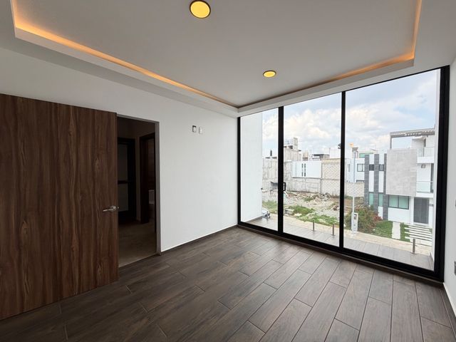 place photo 44
