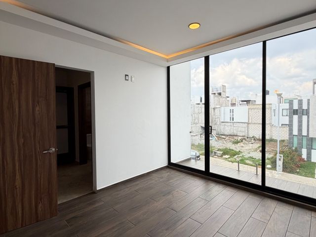 place photo 45