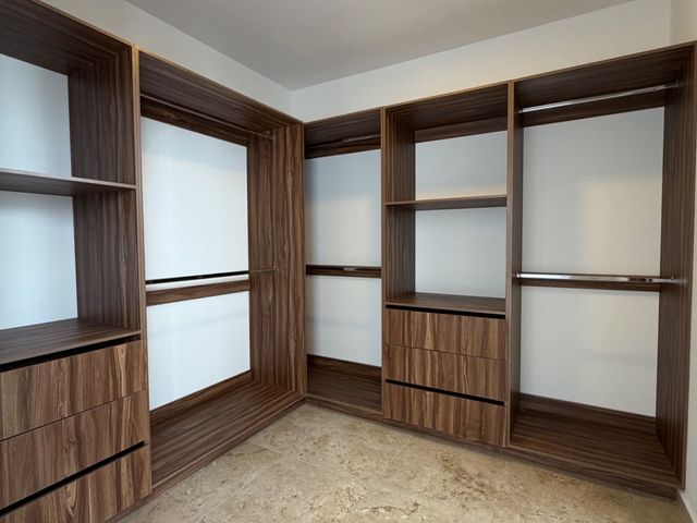 place photo 48