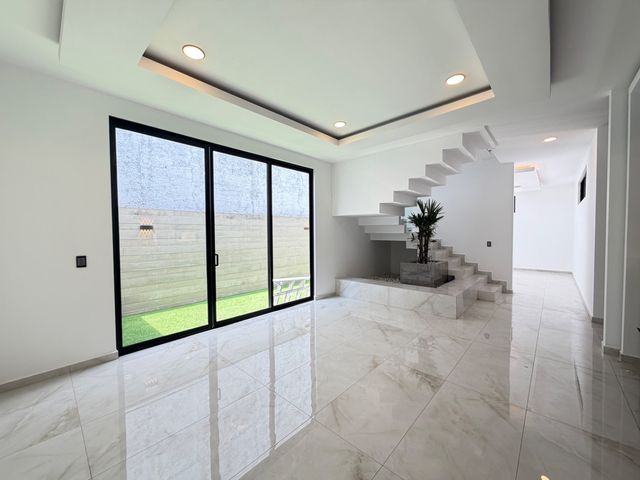place photo 54