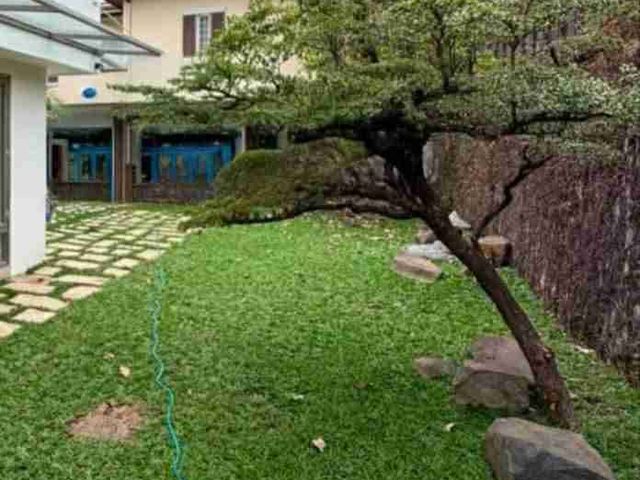 House and Lot for sale in Scout Area Barangay Laging Handa Quezon City