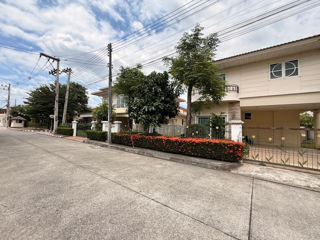 place photo 39