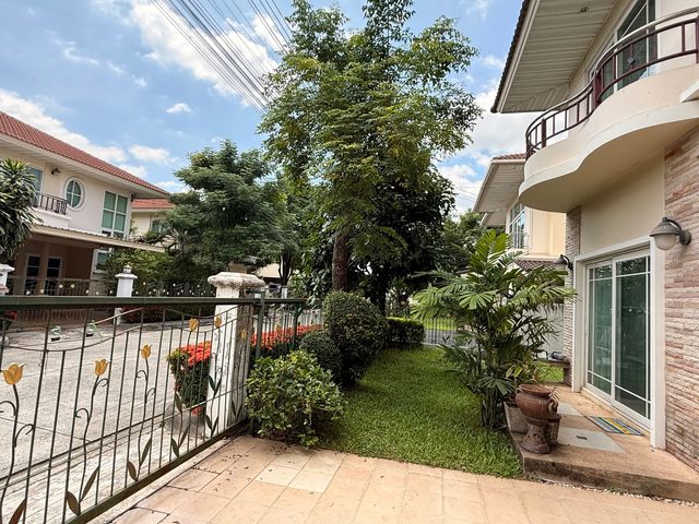 place photo 38