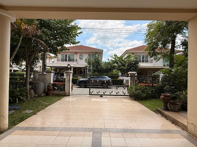 place photo 37