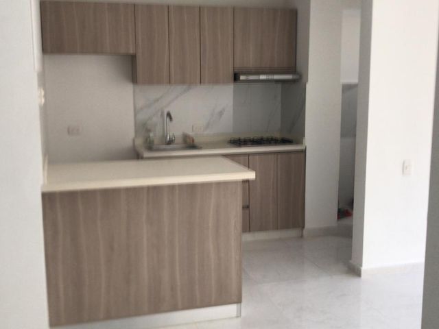Apartamento de 2 alcobas más estudio para estrenar