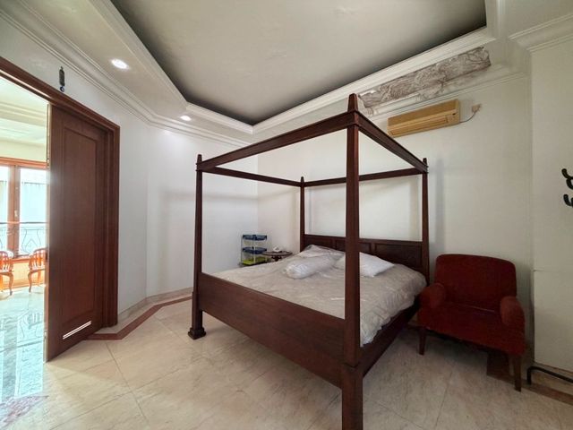 place photo 83