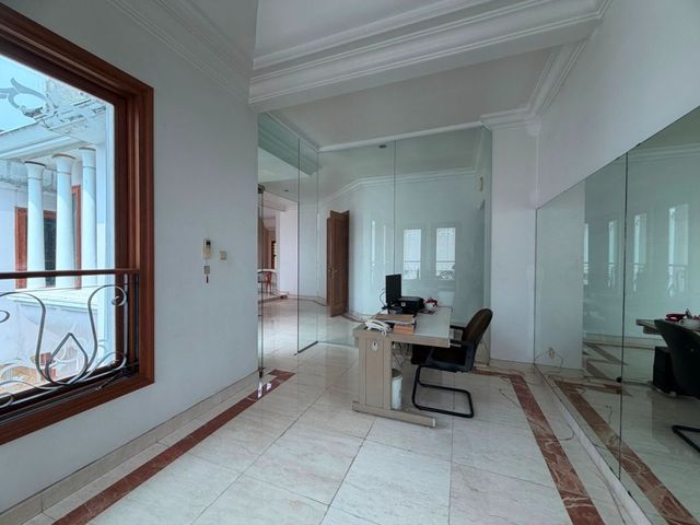 place photo 100