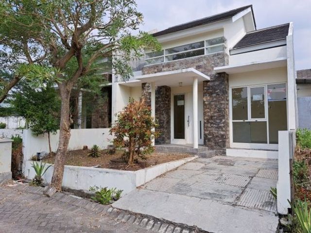 Dijual / Sewa Rumah Baru Modern Minimalis The Menganti – Gresik