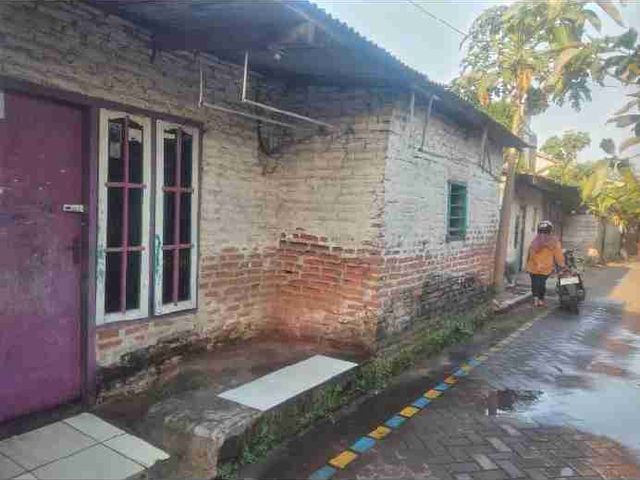 Rumah siap huni luas 206 m2 harga 500 juta di Gilang, Taman, Sidoarjo