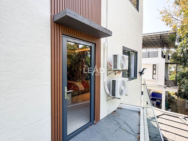 place photo 52