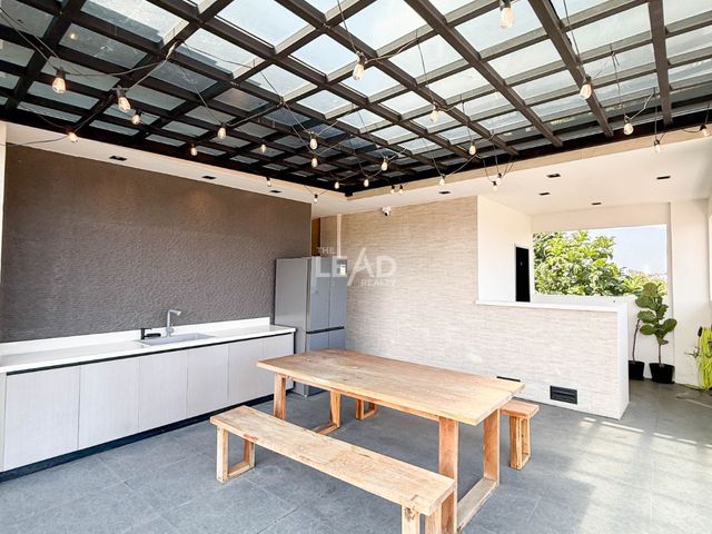place photo 61
