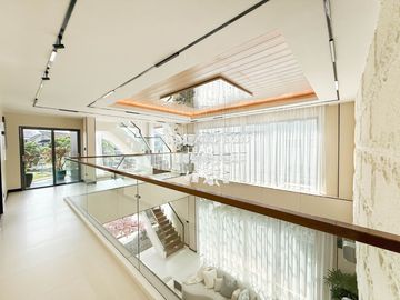 place photo 83