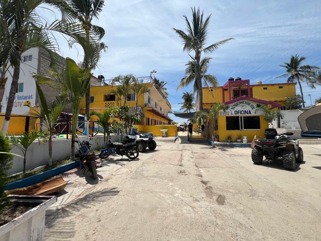 place photo 11