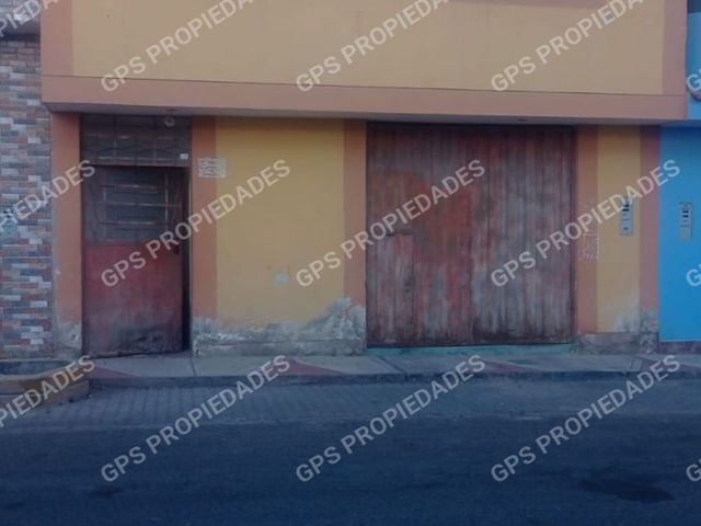 Vendo casa como terreno en Tacna