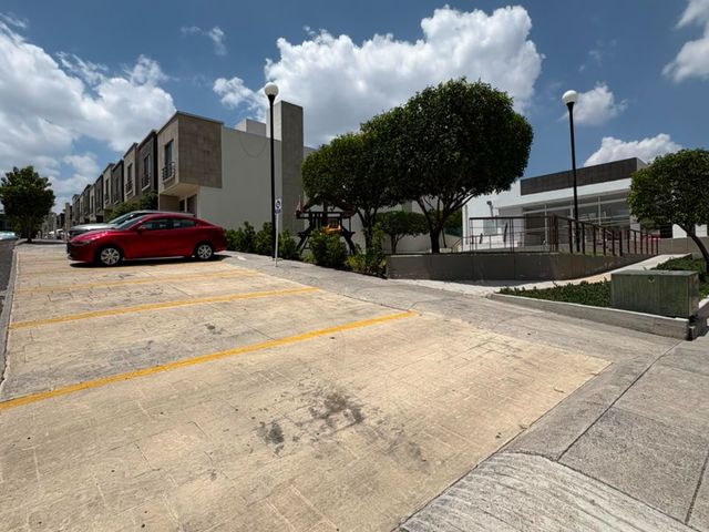 place photo 24