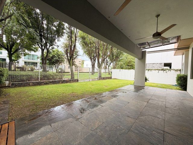 place photo 49