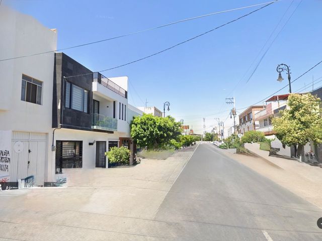 place photo 13