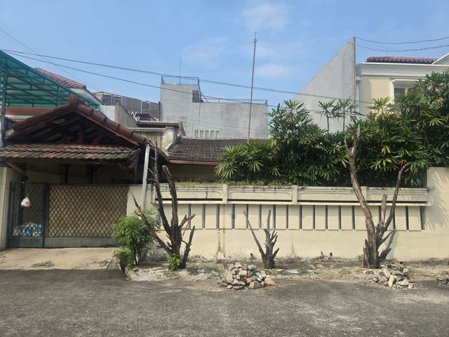 Rumah Bagus Lokasi Strategis di Sunter