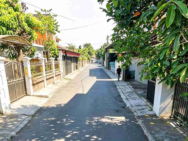 Dijual rumah tua di sayap Mutiara BuahBatu