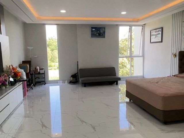 place photo 36