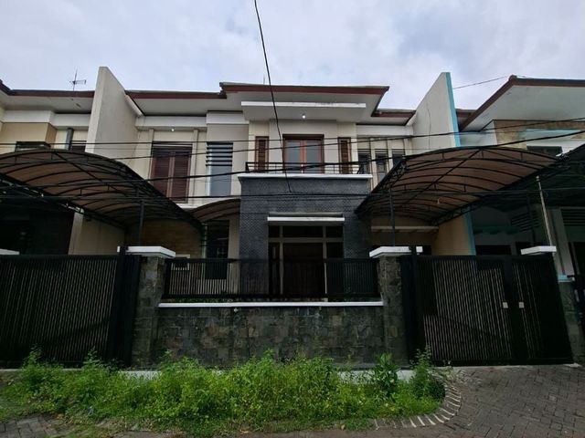RUMAH GALAXY BUMI PERMAI ARAYA TAHAP 2*Hadap Utara • SHM • Listrik 3500va