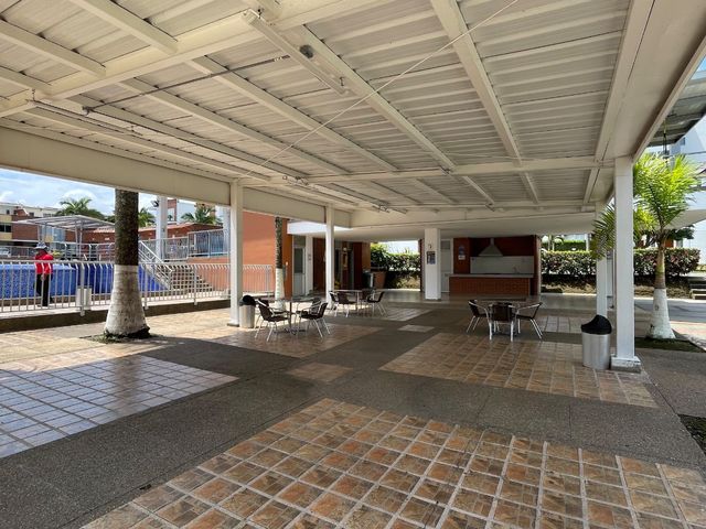 place photo 49