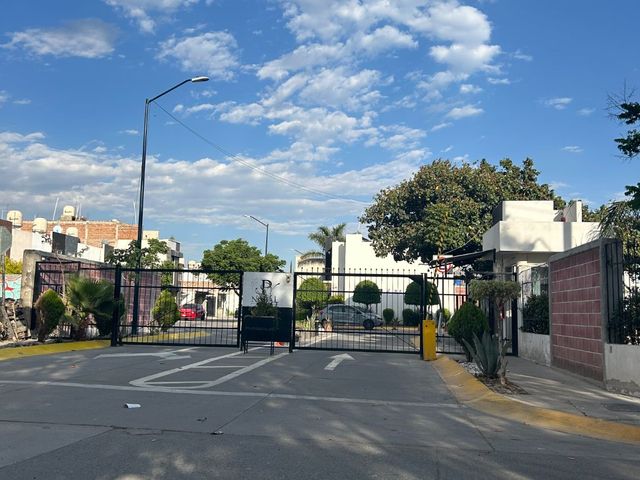 place photo 11