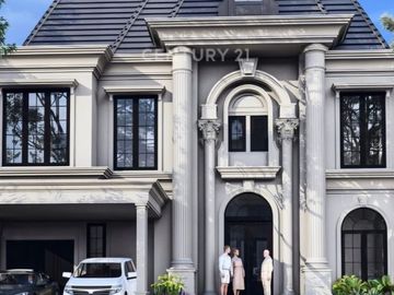 Dijual Rumah Brand New American Classic Ada Swimming Pool Lokasi Strategis Dekat British School di Bintaro Tangsel Lr-18240