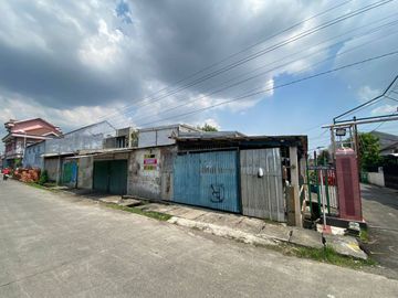 Dijual Rumah Lokasi di Jl. Tirtoyoso Semarang