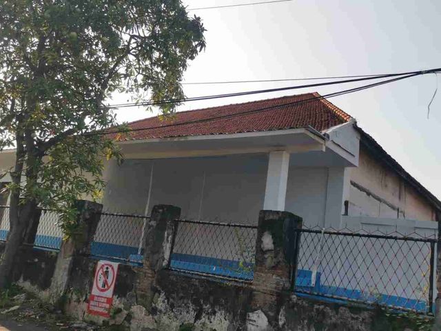 Murah Langka‼️Rumah Hitung Tanah JL. Raya Kalisari