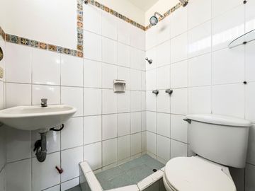 place photo 25