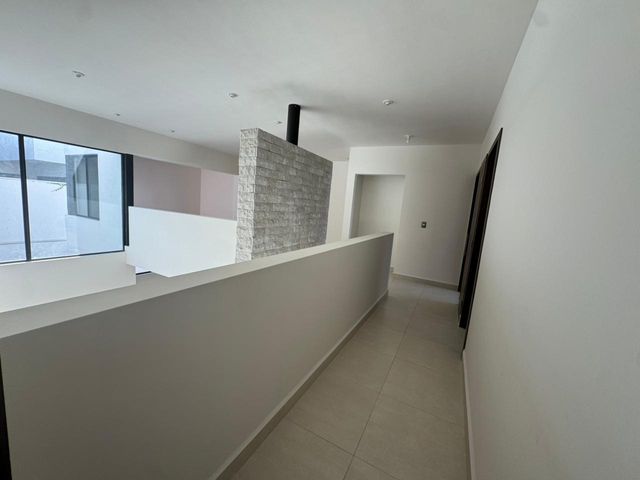 place photo 52