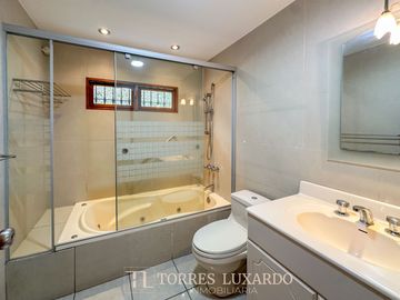 place photo 43