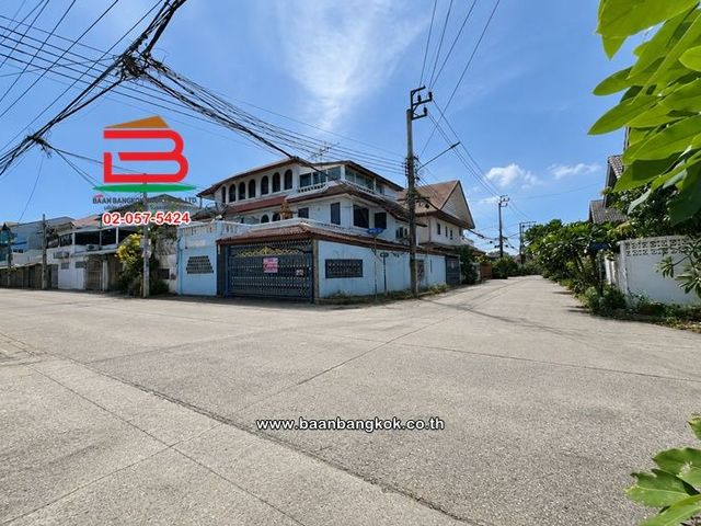 place photo 24